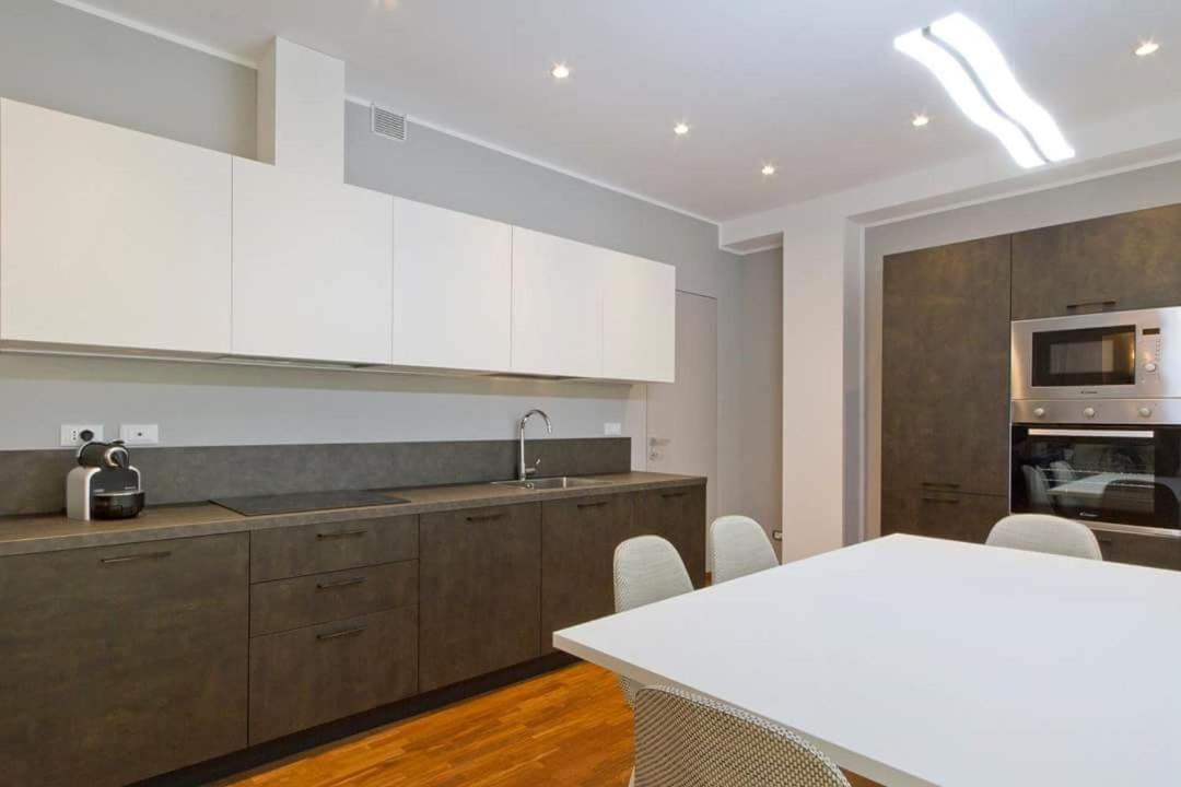 Central Stema Luxury Misano Adriatico Exterior photo